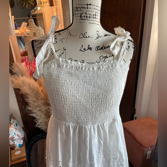 White Aqua Tie Knot Trap Dress - Picture 8 of 10